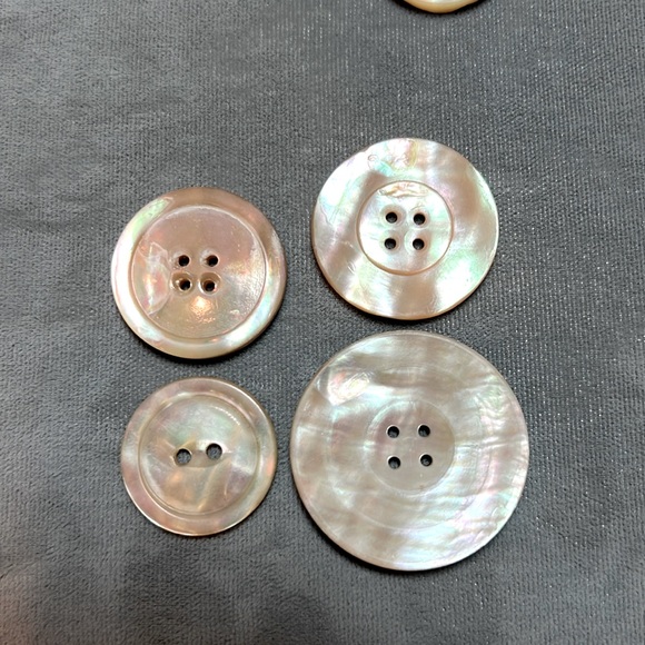 Vintage mother of pearl iridescent buttons Antique - Picture 7 of 14
